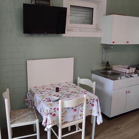 Studio Punat 5410A Extérieur photo